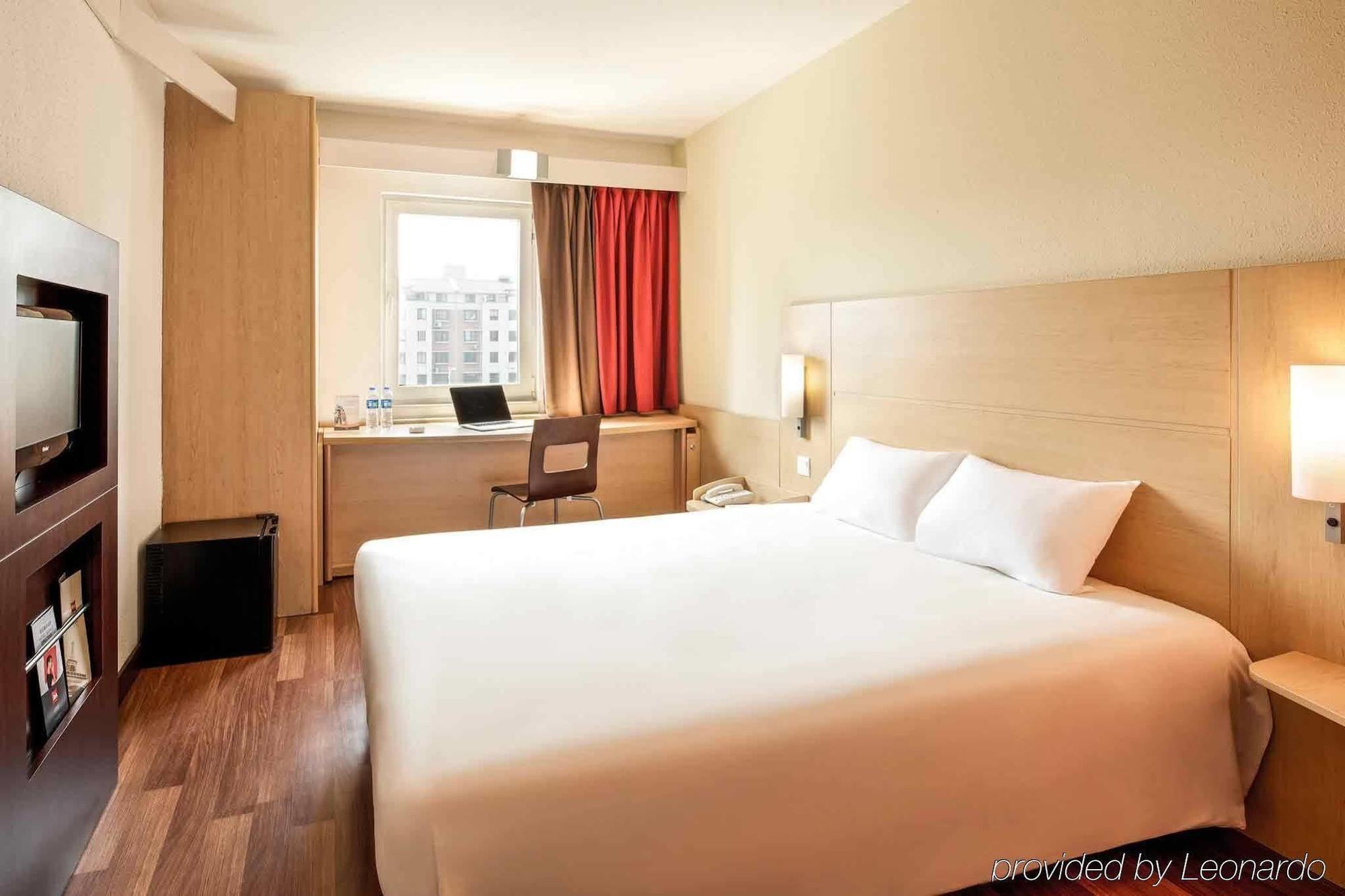 Ibis Wuxi Hi Tech Hotel Exterior foto